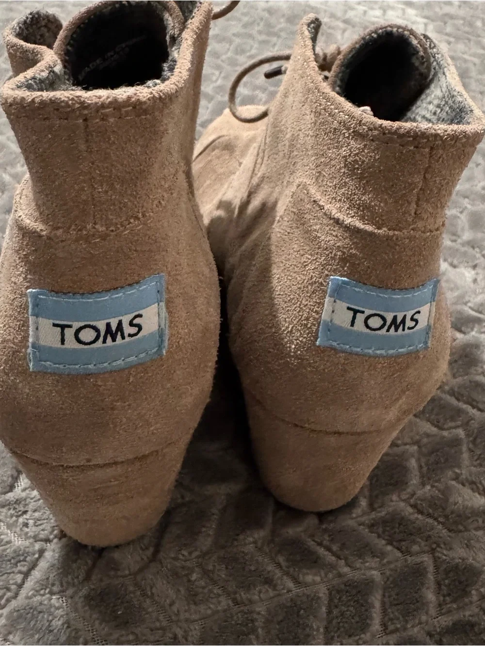 Women's  Toms Taupe Suede Wedge Ankle Boots - Lace-Up Comfort